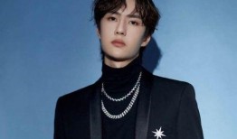 王一博跟肖战撒娇爆料视频